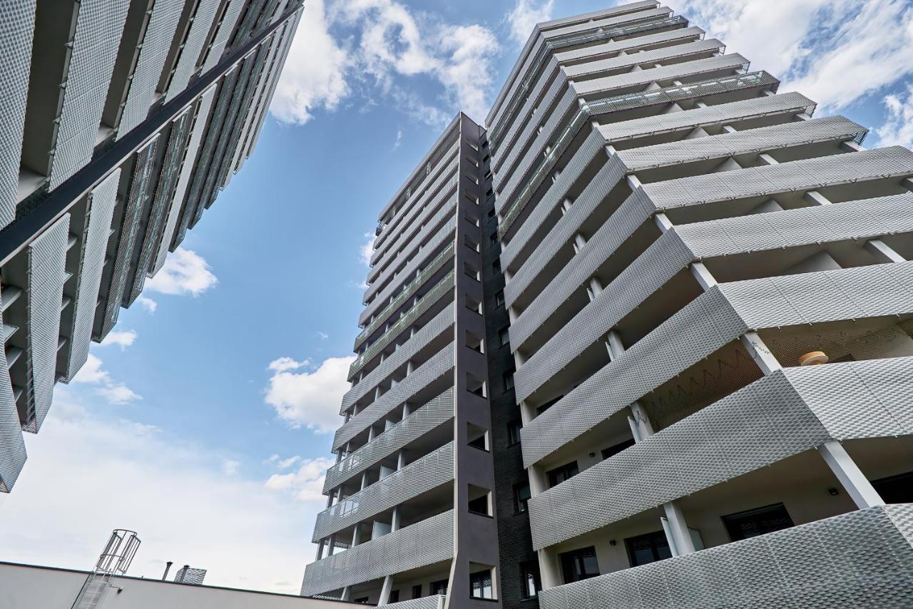 Apartment Wroclaw Sikorskiego With Free Garage By Renters Prestige Exterior photo